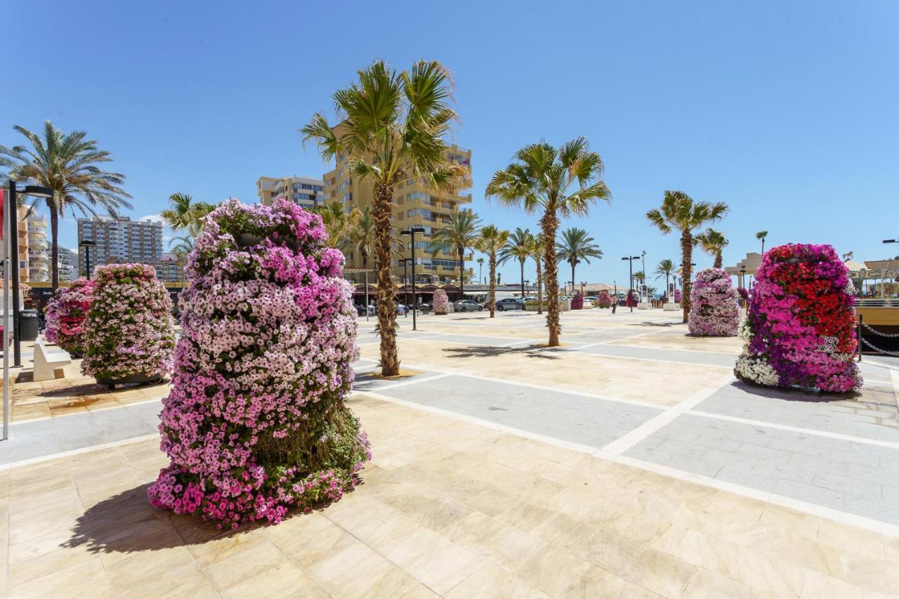 Hostal Costabella Powered By Faro Homes Fuengirola Esterno foto
