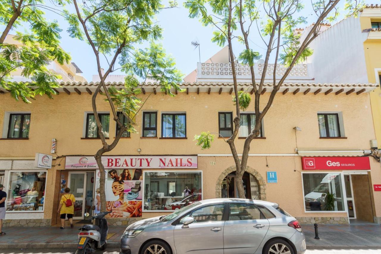 Hostal Costabella Powered By Faro Homes Fuengirola Esterno foto